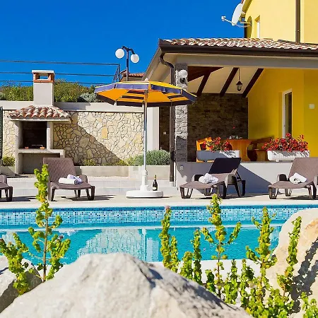 Ale Villa Labin